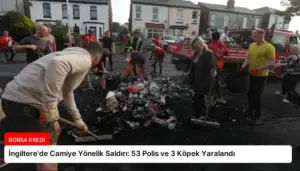 İngiltere’de Camiye Yönelik Saldırı: 53 Polis ve 3 Köpek Yaralandı