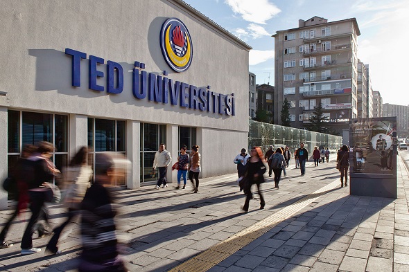 TEDÜ, YÖK’ün Öğrenci Deneyimi Araştırması’nda vakıf üniversiteleri arasında ilk 3’te yer aldı